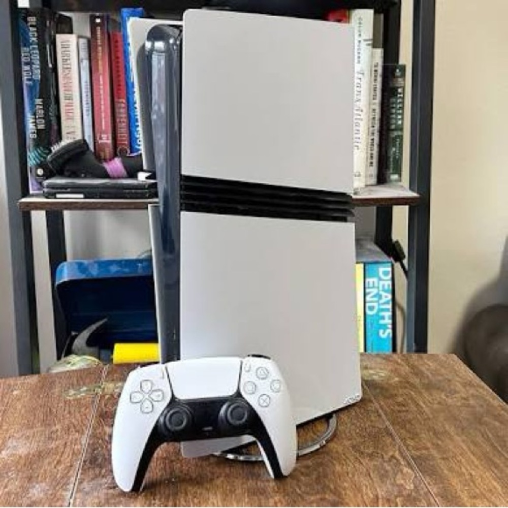 Sony White PlayStation 5 Console - Picture 2 of 2